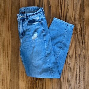 American Eagle Outfitters Blue Distressed Boyfriend Jeans